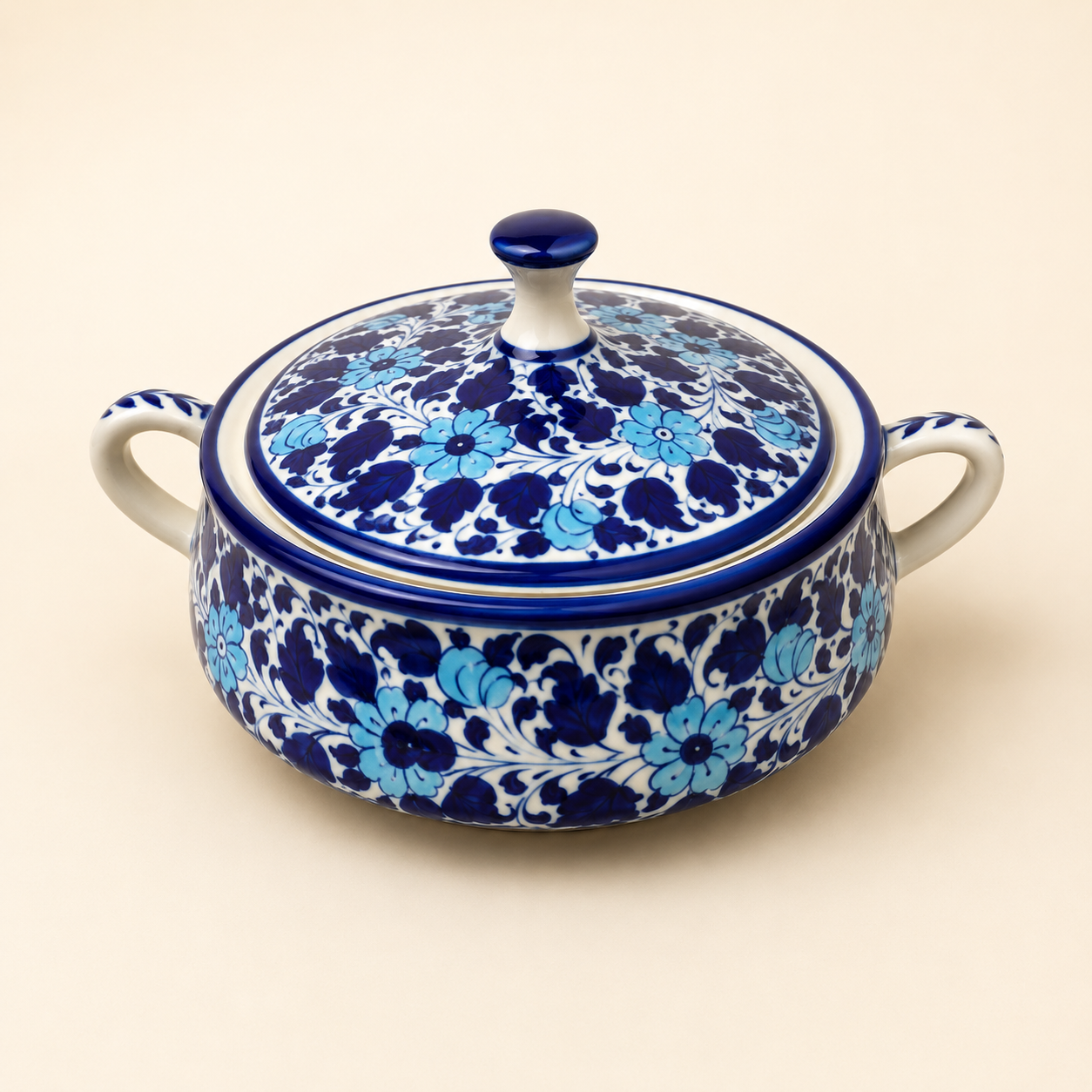 Light Serina Blue Covered Pot – Hand-Painted Ceramic Blue Pottery Serving Pot